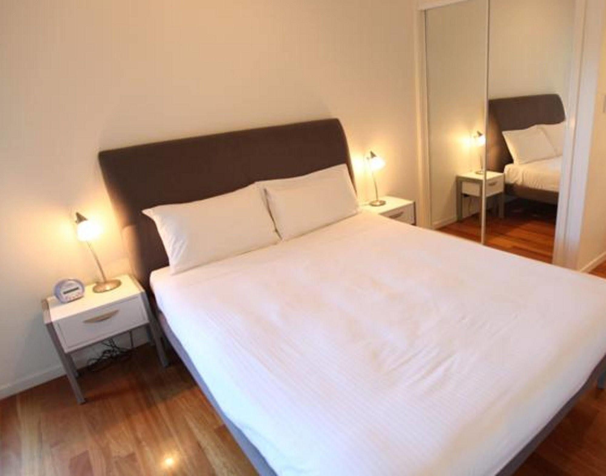Mobys Beachside Retreat 블루이스 비치 외부 사진