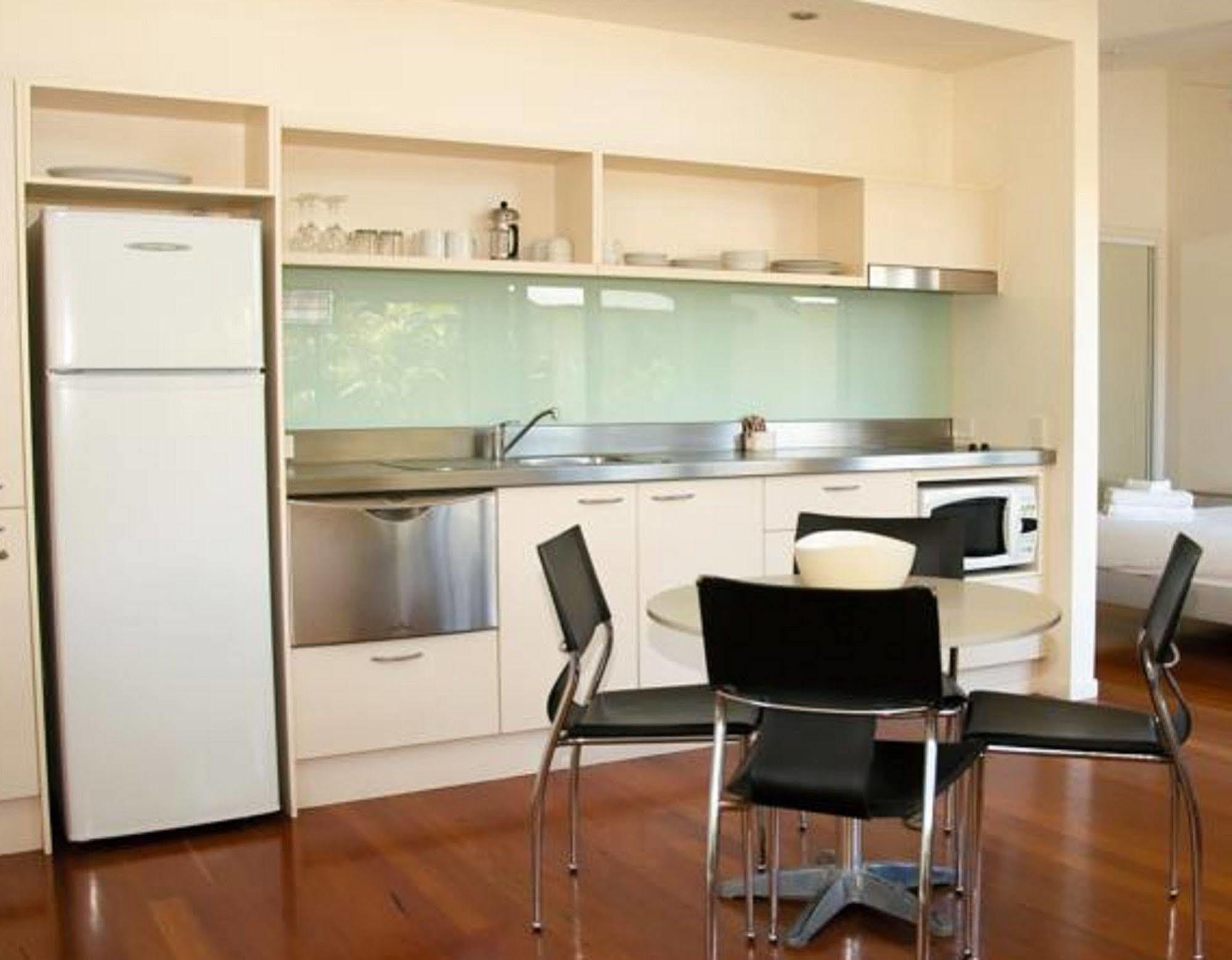 Mobys Beachside Retreat 블루이스 비치 외부 사진