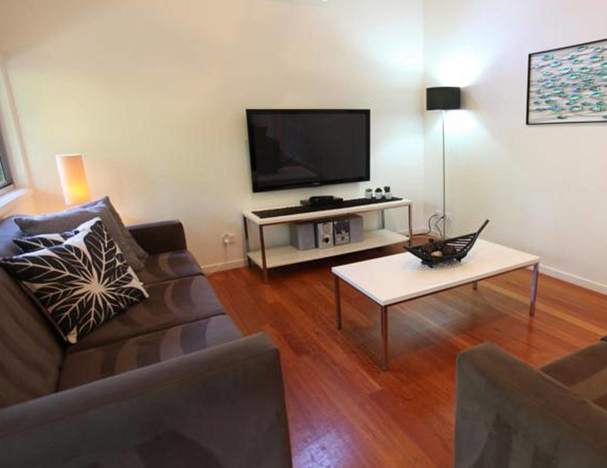 Mobys Beachside Retreat 블루이스 비치 외부 사진