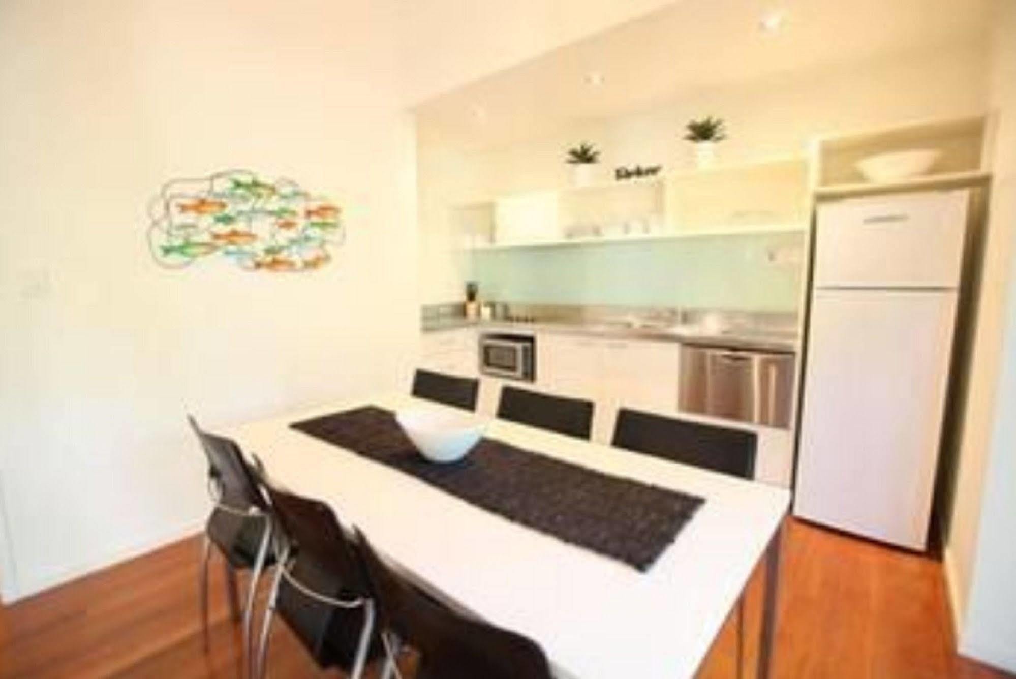 Mobys Beachside Retreat 블루이스 비치 외부 사진